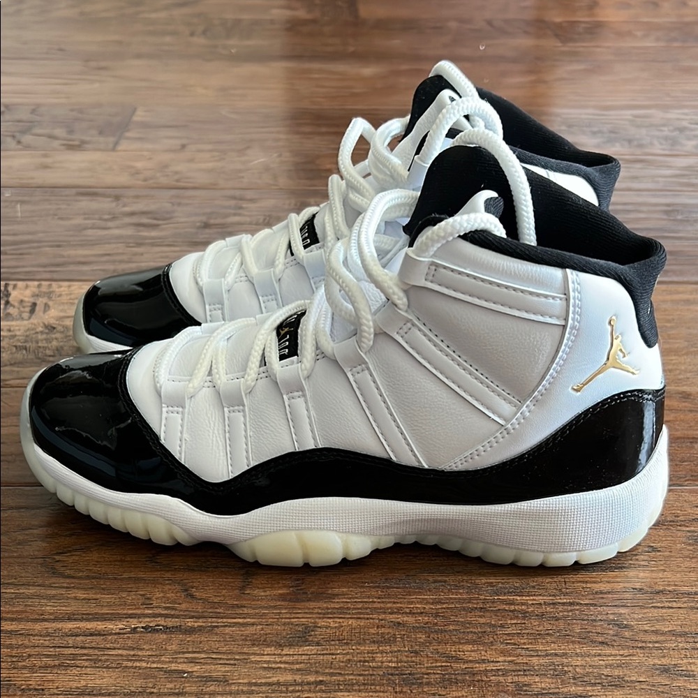 Jordan 11 Retro “Gratitude”